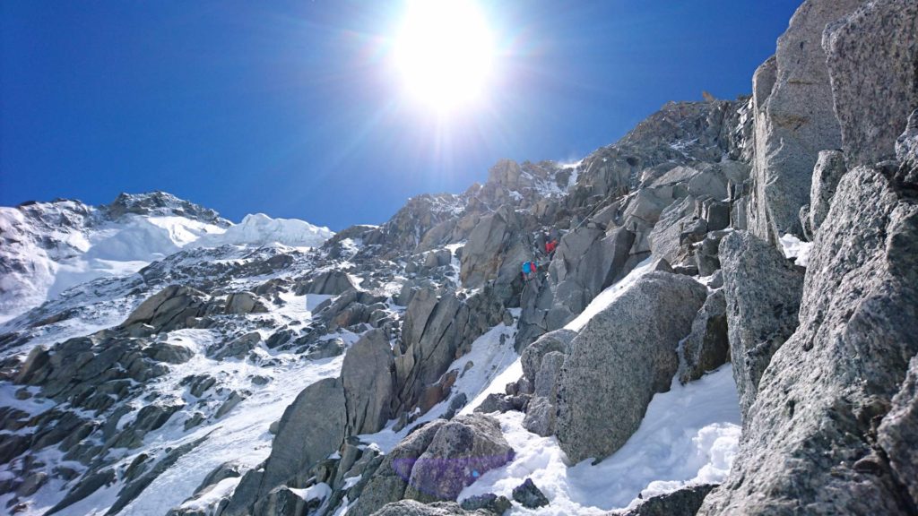 Emil og Marie på Aiguille Verte. Foto: Mathias Pape.