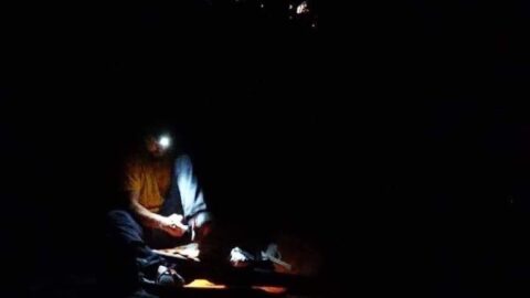 “Hurtige hænder, hurtige fødder” – en kort beretning fra en sjælden “first ascent” på Kjugekull